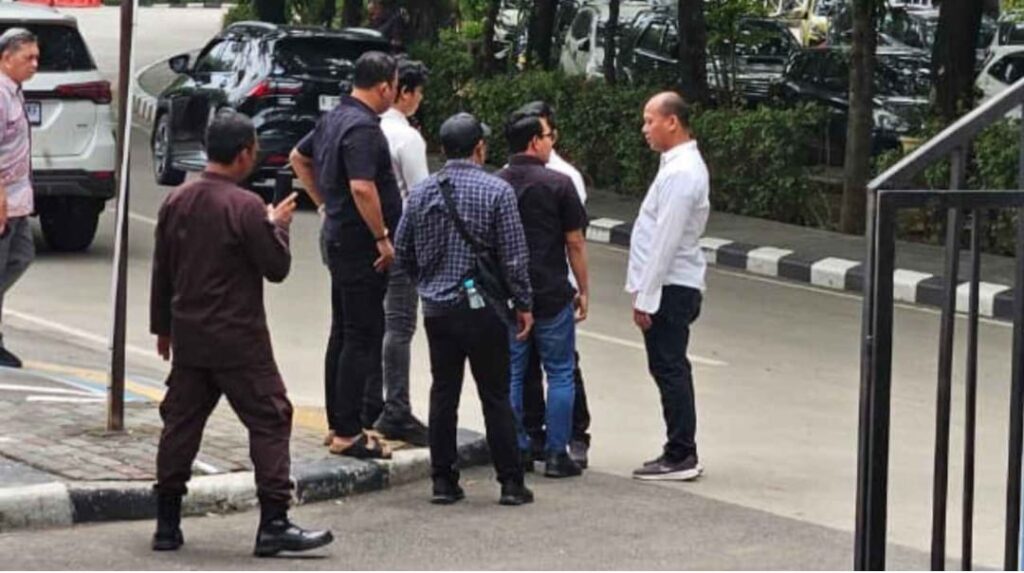 Dirus Perumda Tirta Bhagasasi Dijemput Paksa Polisi, Mangkir Dua Kali dari Pemeriksaan Kasus Penipuan