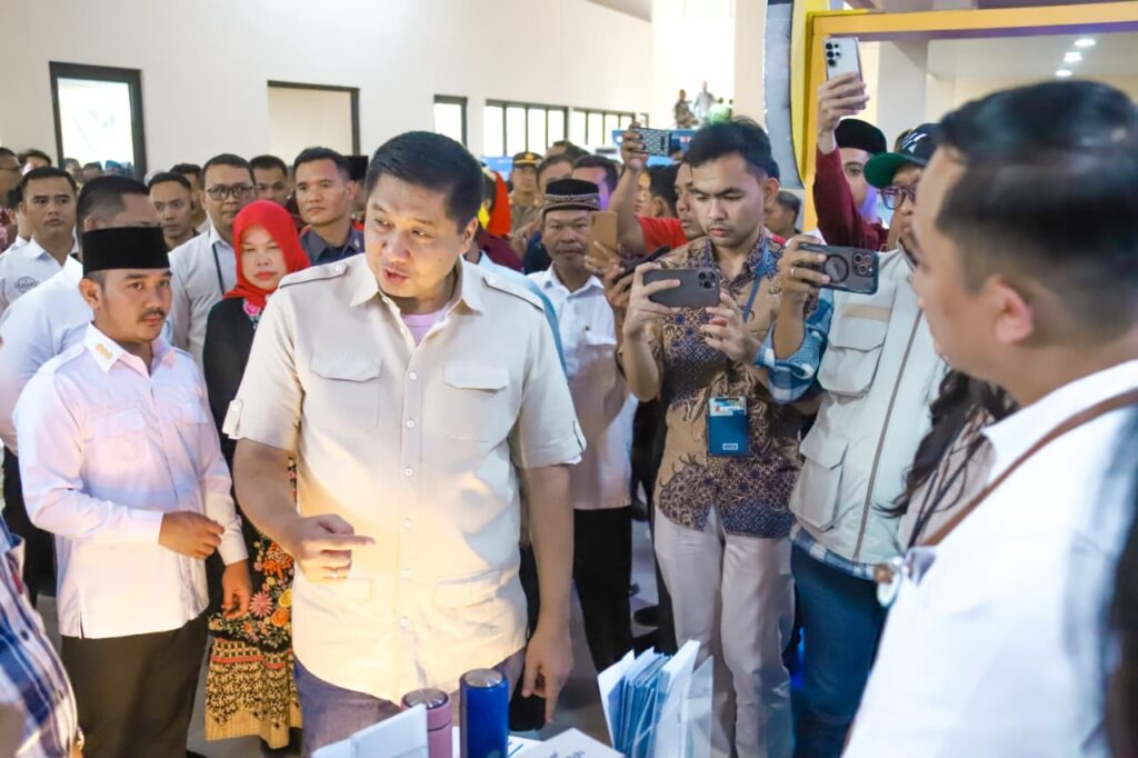 Hadir ke Kabupaten Bekasi, Menteri PKP Ara Ajak Masyarakat Manfaatkan Kredit Program Perumahan dan FLPP