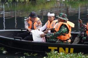 Sekda Endin Sampaikan Persoalan Sampah di Sungai Masih Menjadi Tantangan Serius